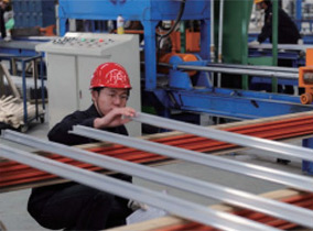 貼標(biāo)機(jī)